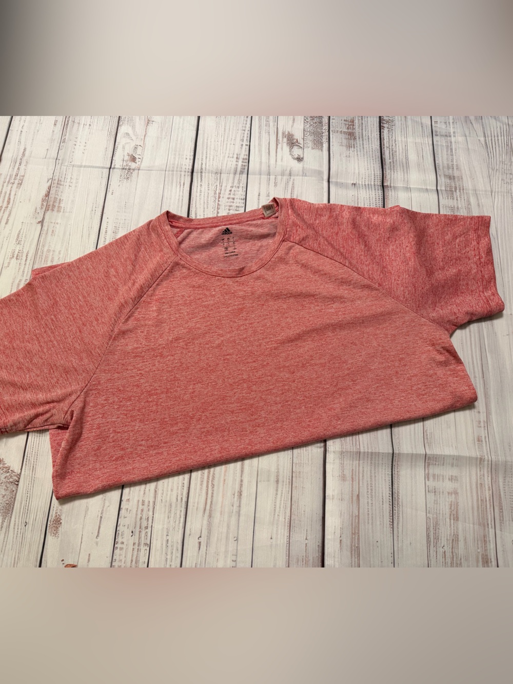 Adidas T-Shirt